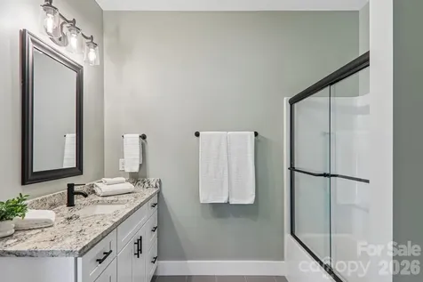 119 Olde Oak Way Hendersonville NC 28792