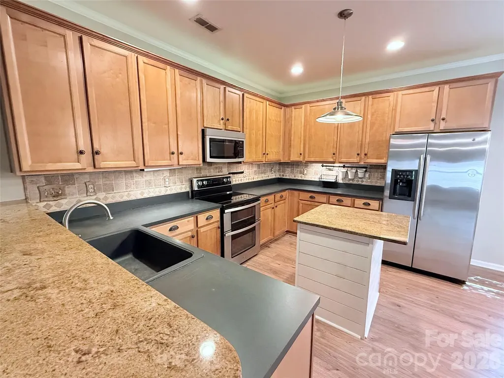 115 Thorsen Drive Mooresville NC 28117