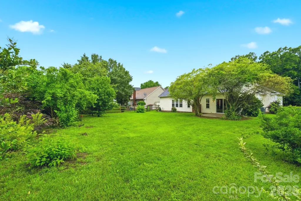 12126 Wild Garden Court Charlotte NC 28269