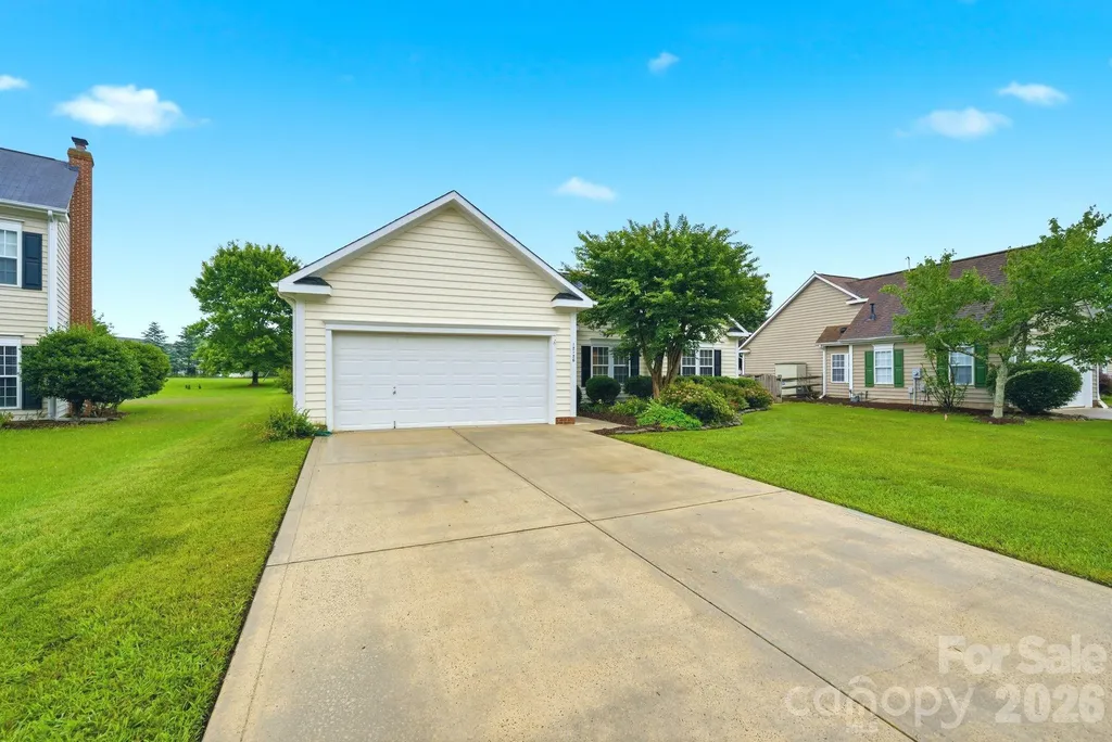 12126 Wild Garden Court Charlotte NC 28269
