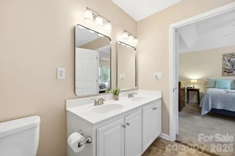 12126 Wild Garden Court Charlotte NC 28269