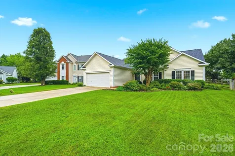 12126 Wild Garden Court Charlotte NC 28269