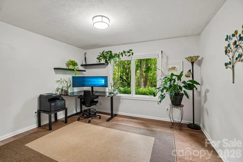 3229 N Bearwallow Road Hendersonville NC 28792