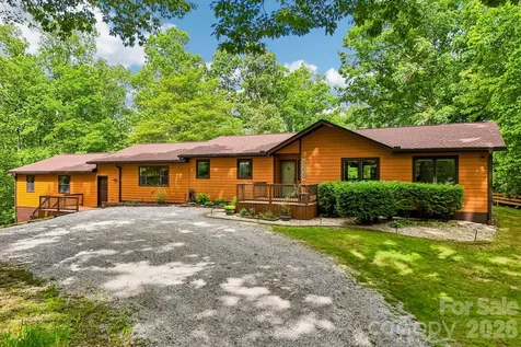 3229 N Bearwallow Road Hendersonville NC 28792