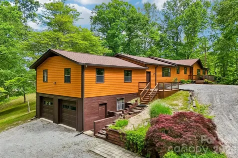 3229 N Bearwallow Road Hendersonville NC 28792