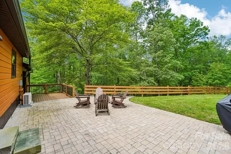 3229 N Bearwallow Road Hendersonville NC 28792