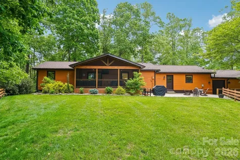 3229 N Bearwallow Road Hendersonville NC 28792
