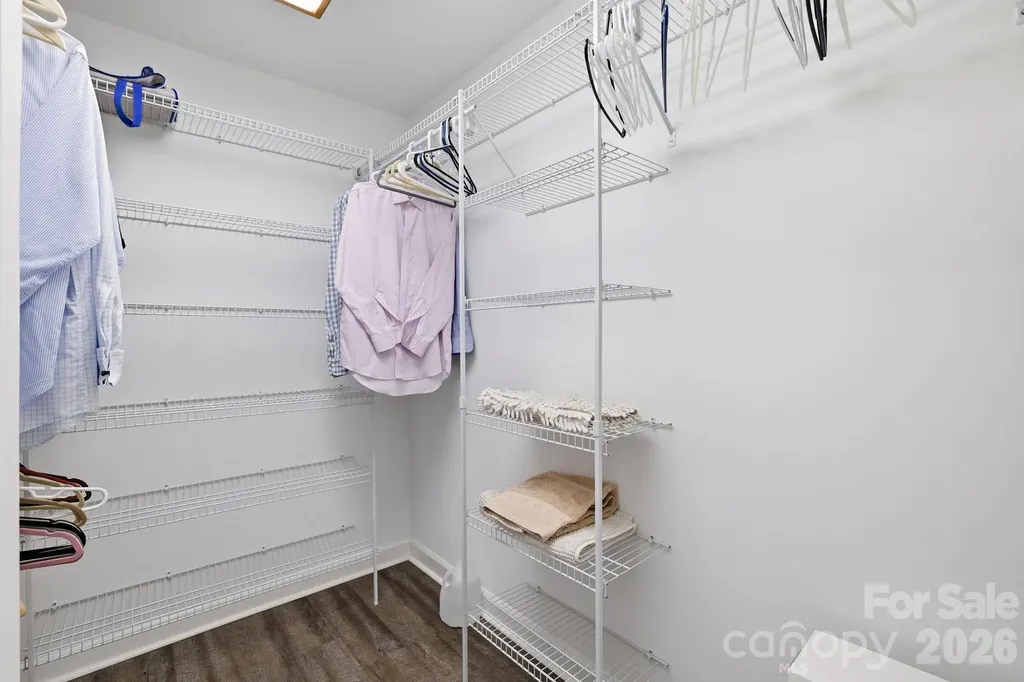 4612 Deanscroft Drive Charlotte NC 28226