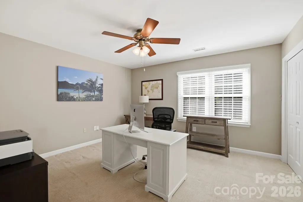 4612 Deanscroft Drive Charlotte NC 28226