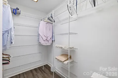 4612 Deanscroft Drive Charlotte NC 28226