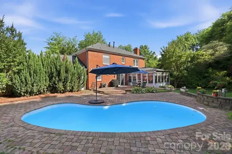 4612 Deanscroft Drive Charlotte NC 28226