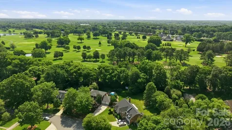 4612 Deanscroft Drive Charlotte NC 28226