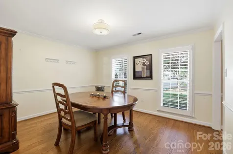 4612 Deanscroft Drive Charlotte NC 28226