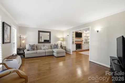 4612 Deanscroft Drive Charlotte NC 28226