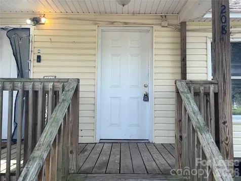 208 Georgia Avenue E Bessemer City NC 28016
