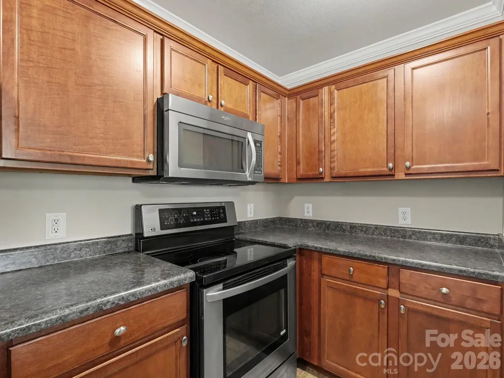 5529 Idlewild Road N Charlotte NC 28227
