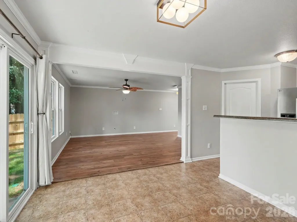 5529 Idlewild Road N Charlotte NC 28227