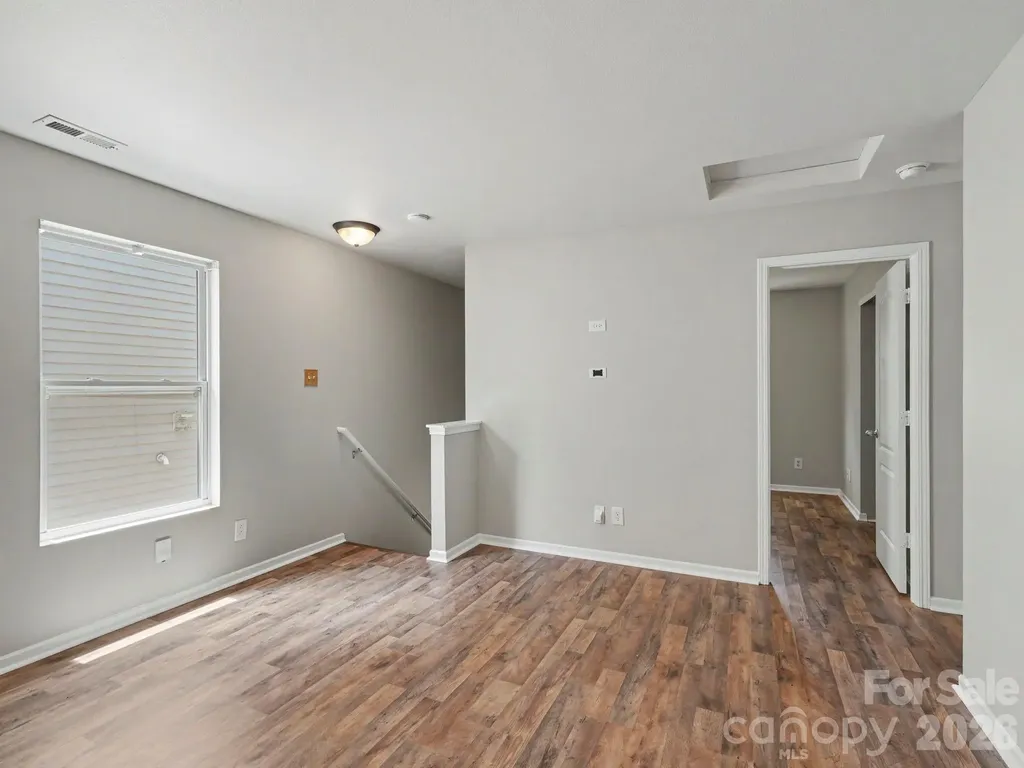 5529 Idlewild Road N Charlotte NC 28227