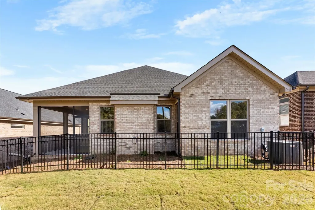 407 Newstyle Way Gastonia NC 28056