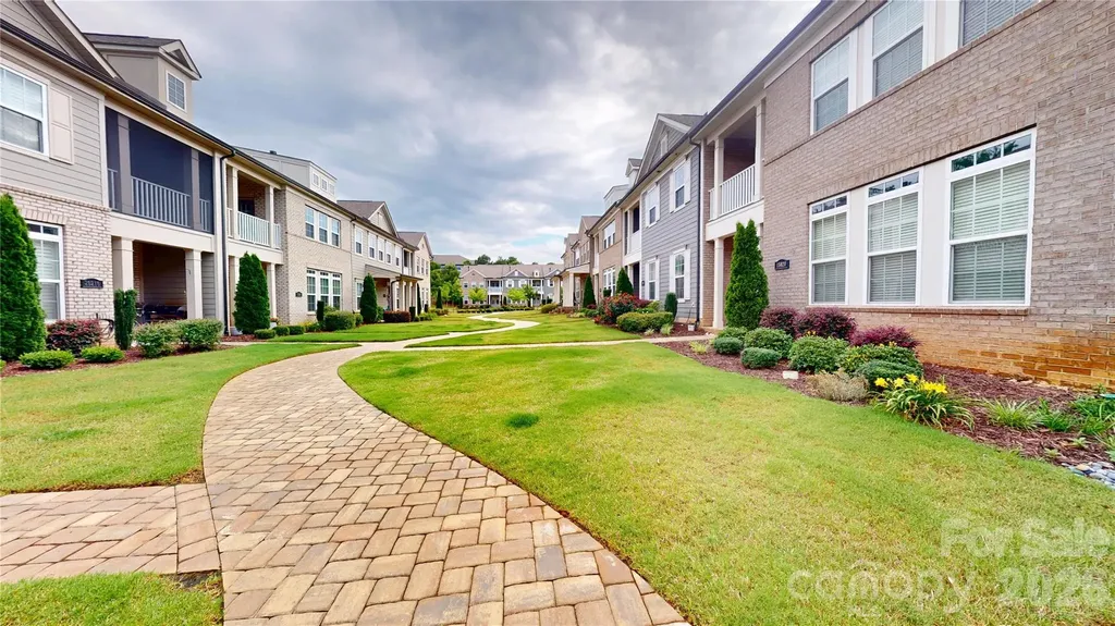 15024 Clear Sky Lane Charlotte NC 28277