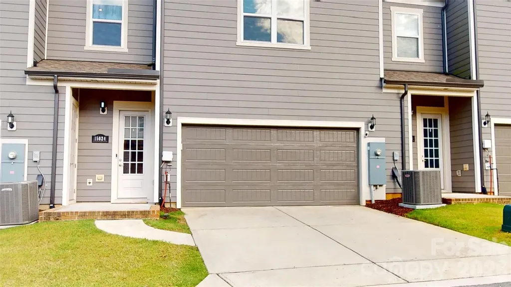 15024 Clear Sky Lane Charlotte NC 28277