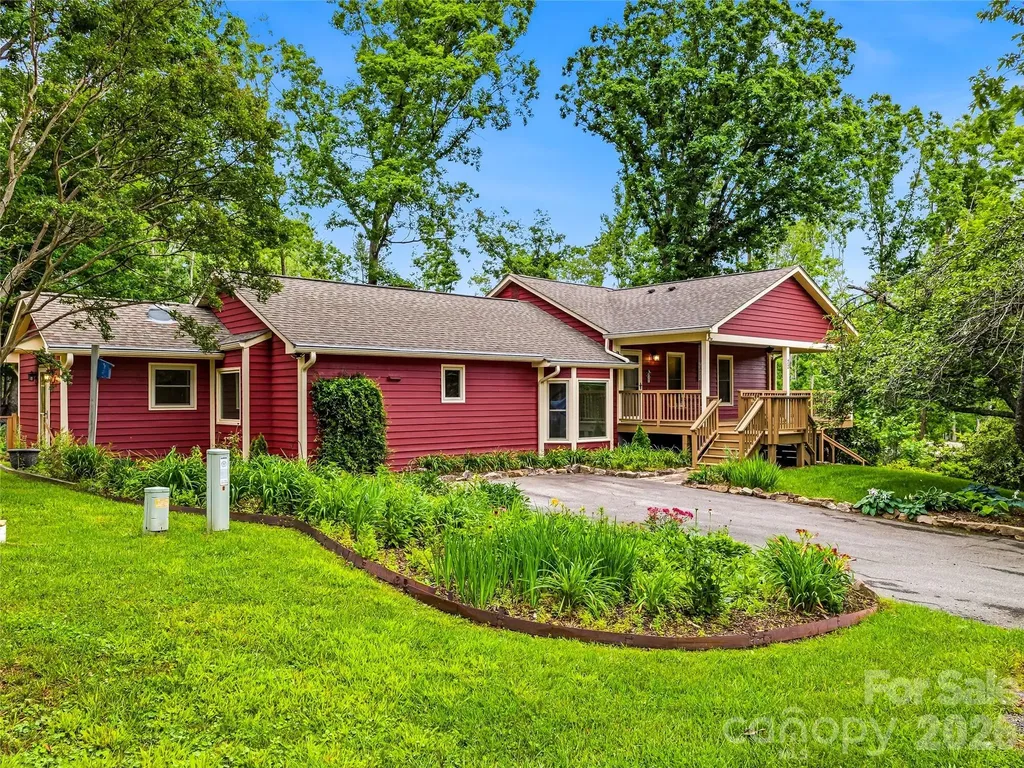 22 Timberleaf Drive Fletcher NC 28732