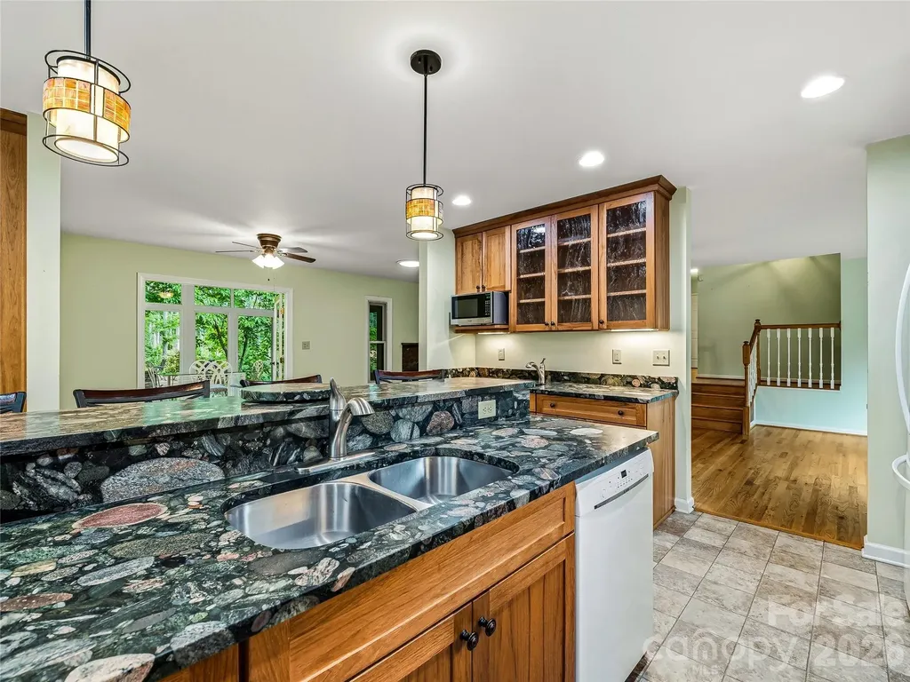 22 Timberleaf Drive Fletcher NC 28732