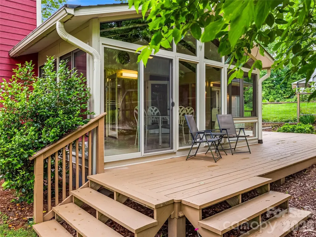 22 Timberleaf Drive Fletcher NC 28732