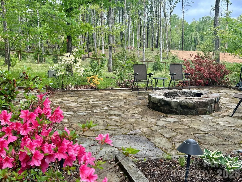 22 Timberleaf Drive Fletcher NC 28732