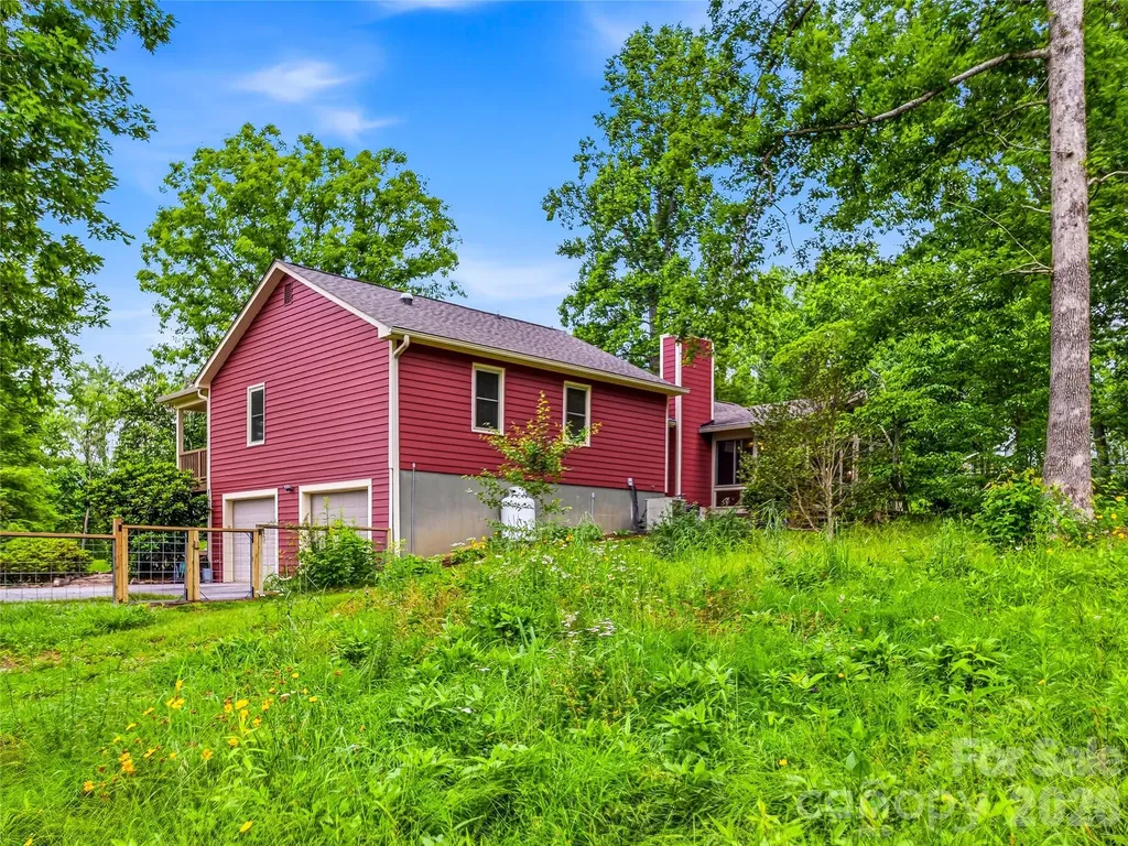 22 Timberleaf Drive Fletcher NC 28732