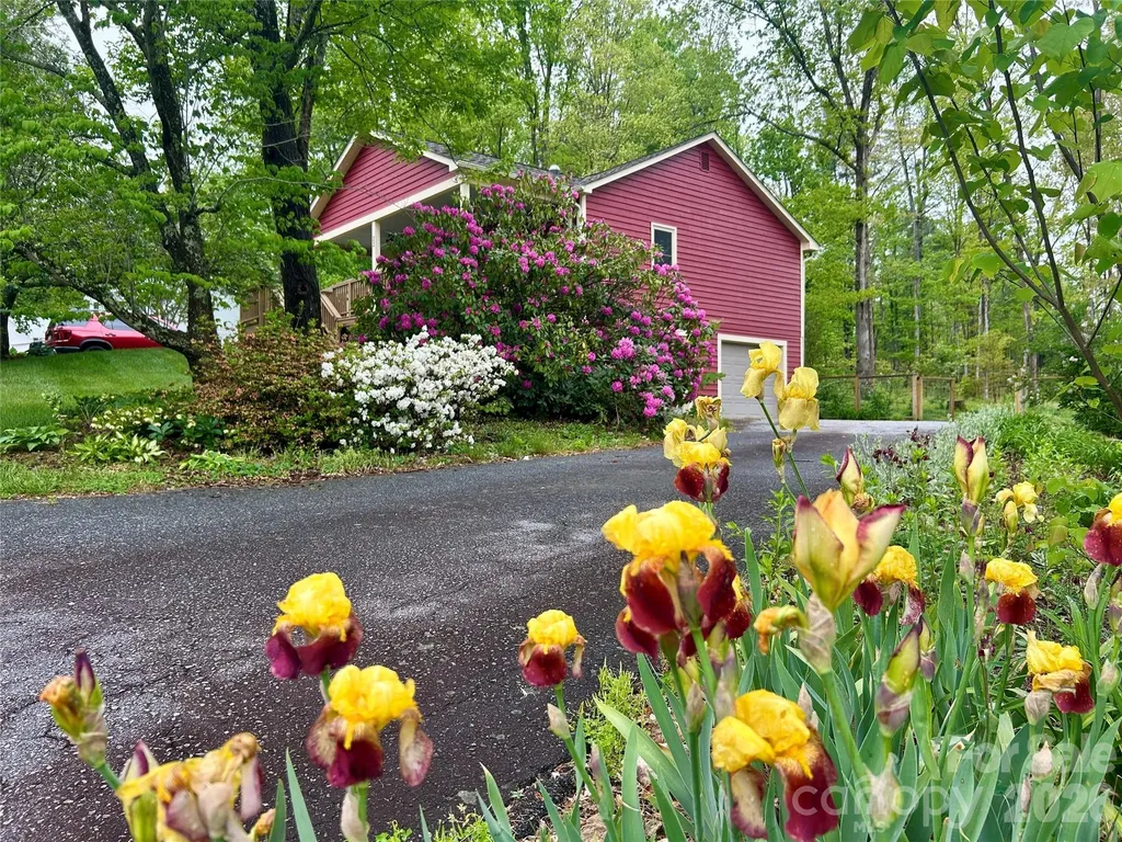 22 Timberleaf Drive Fletcher NC 28732