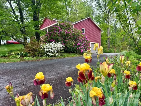 22 Timberleaf Drive Fletcher NC 28732