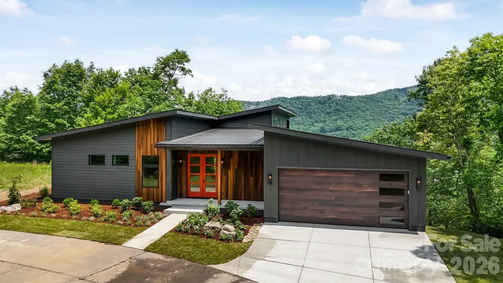 60 King Horn Ridge Waynesville NC 28785