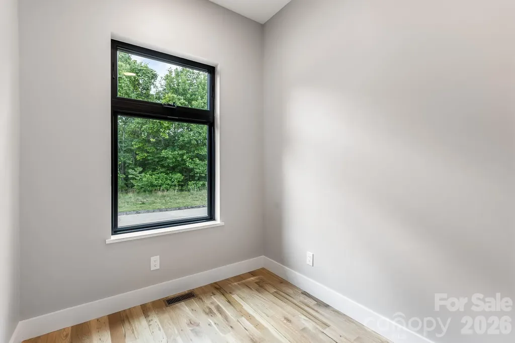 60 King Horn Ridge Waynesville NC 28785