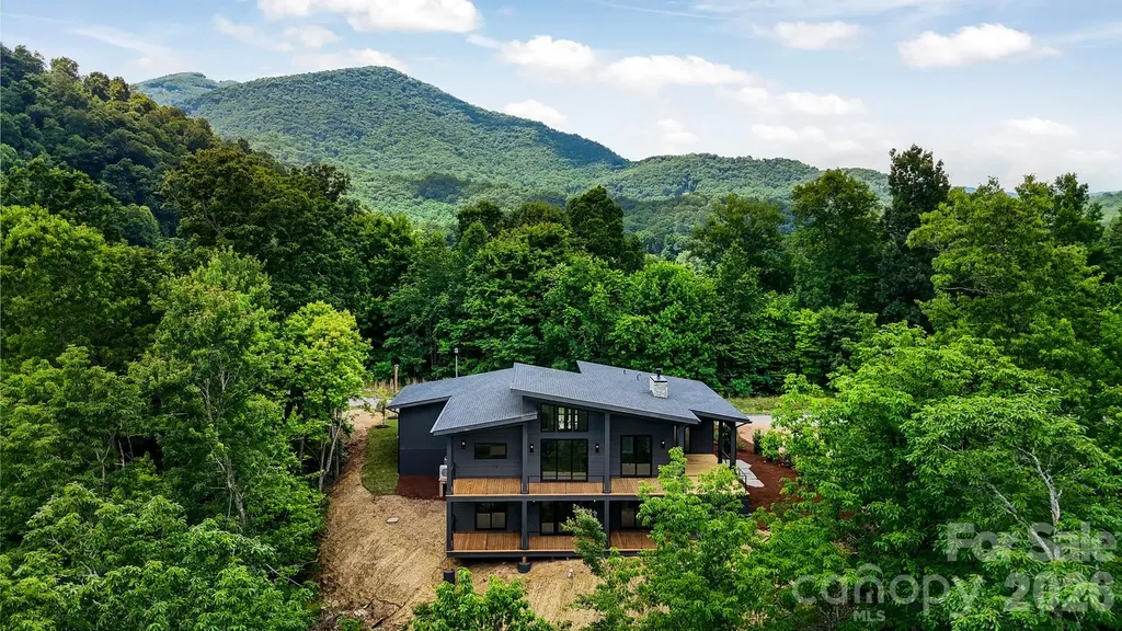 60 King Horn Ridge Waynesville NC 28785