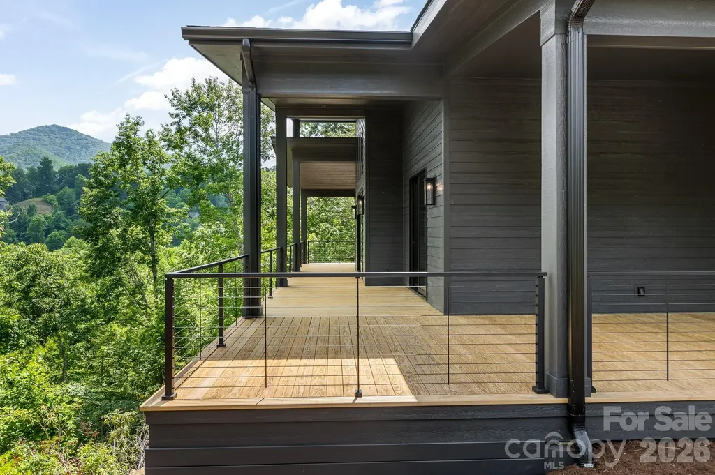 60 King Horn Ridge Waynesville NC 28785