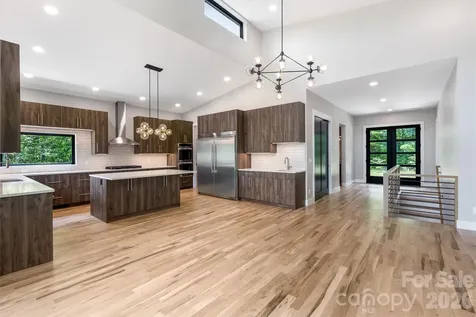 60 King Horn Ridge Waynesville NC 28785