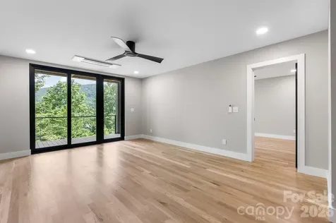 60 King Horn Ridge Waynesville NC 28785