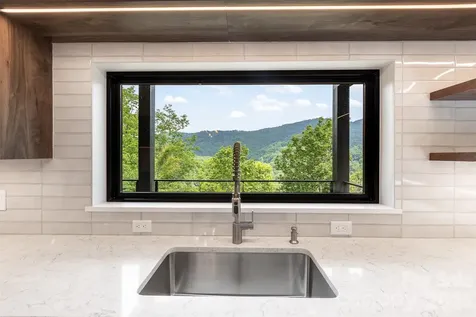 60 King Horn Ridge Waynesville NC 28785