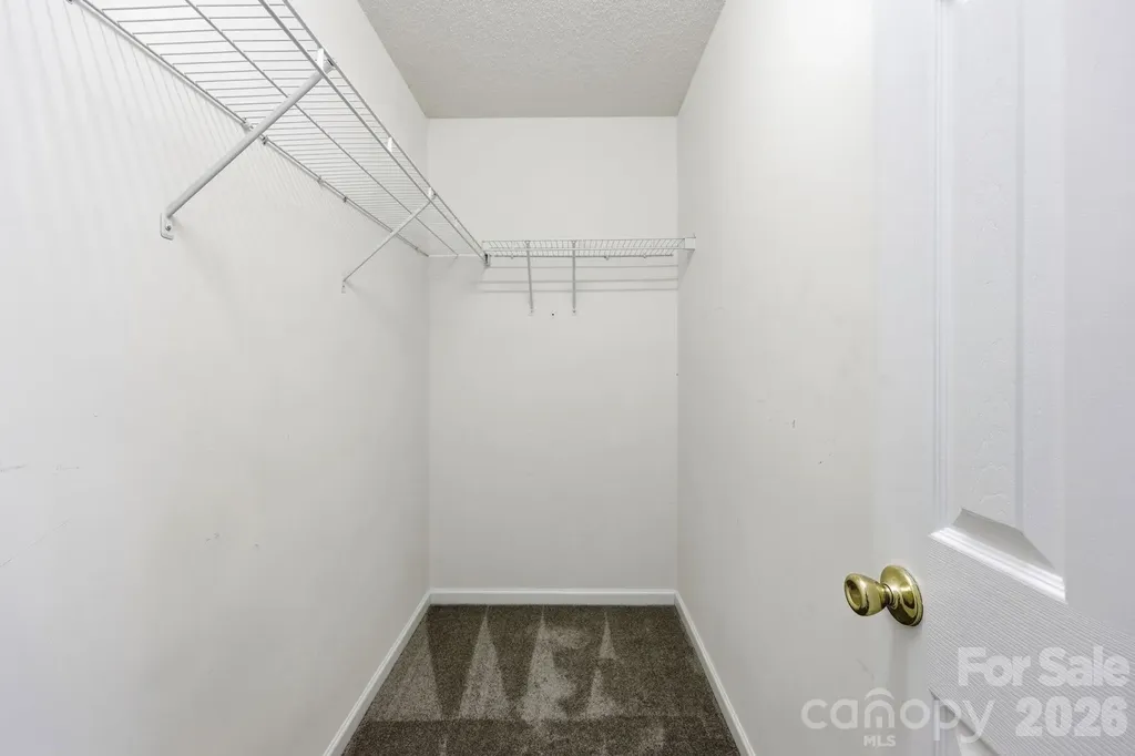 12368 Hennigan Place Lane Charlotte NC 28214