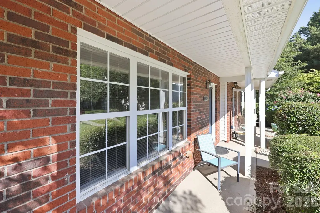 12368 Hennigan Place Lane Charlotte NC 28214