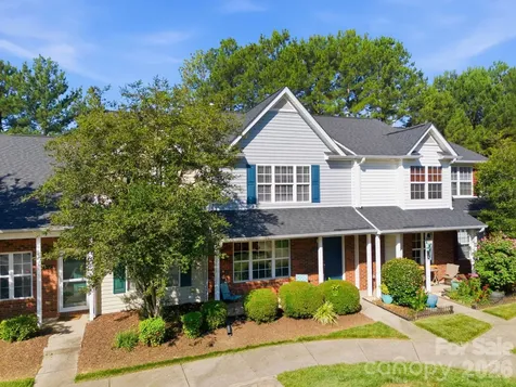 12368 Hennigan Place Lane Charlotte NC 28214