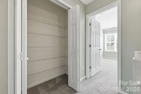 12368 Hennigan Place Lane Charlotte NC 28214