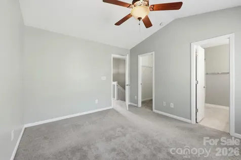 12368 Hennigan Place Lane Charlotte NC 28214