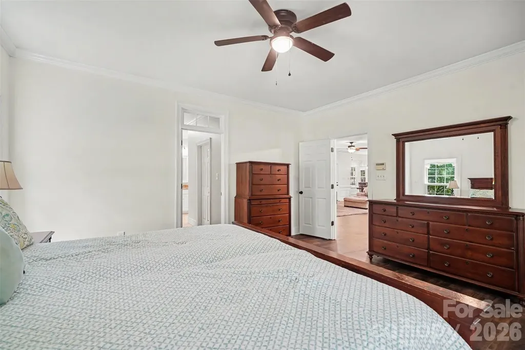 6128 Lake Providence Lane Charlotte NC 28277