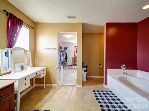 3841 Shasta Circle Clover SC 29710