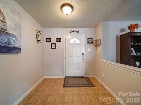 3841 Shasta Circle Clover SC 29710