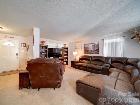 3841 Shasta Circle Clover SC 29710