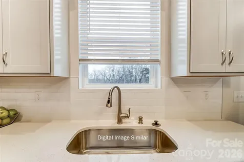 7516 Hodges Meadow Lane Charlotte NC 28213