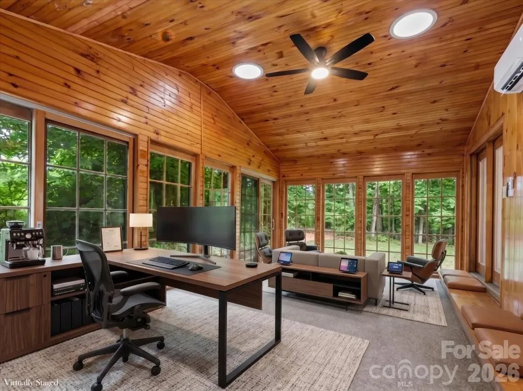 455 Rocky Springs Heights Burnsville NC 28714
